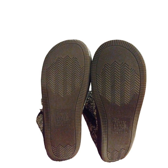 Women's Muk Luks Cheyenne Slipper Shoe Gray & Black Indoor/Outdoor Sz.9-10 - Picture 4 of 10